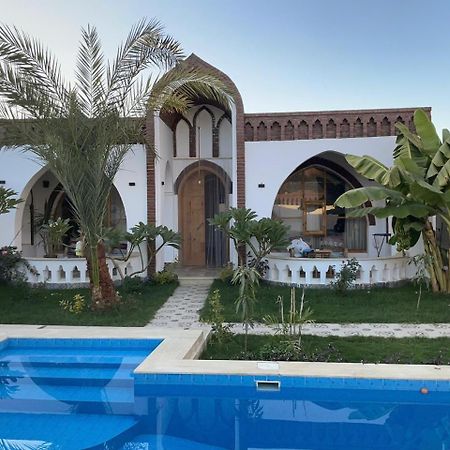 Villa Kemet Jazirat al Awwamiyah Exteriér fotografie